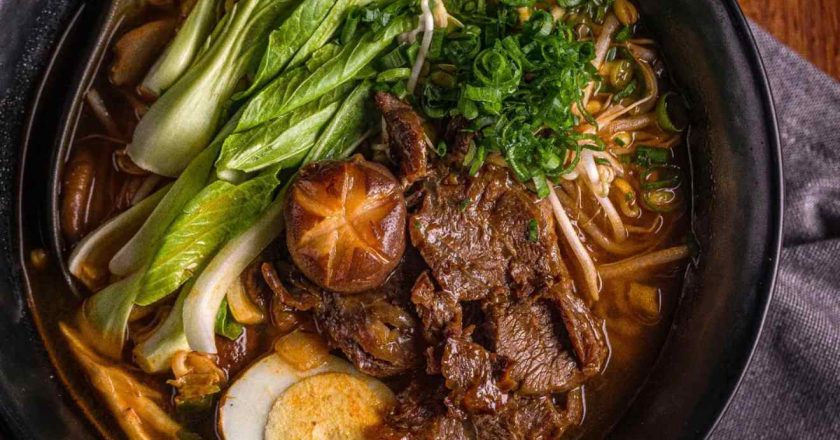 Saboreie a gastronomia coreana em 5 opções de restaurantes em Curitiba