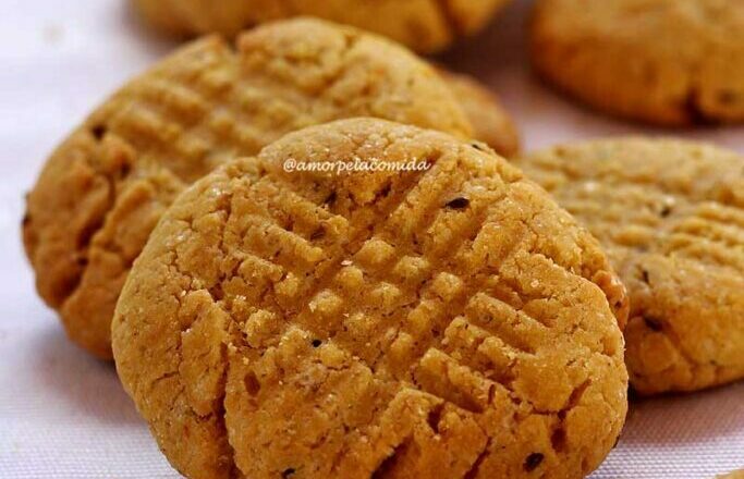 “Pão de fubá de laranja: uma opção vegana e sem glúten”