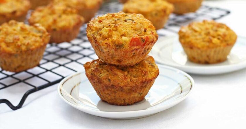 Deliciosa tortinha de frango sem glúten e fácil de fazer