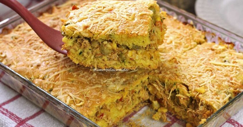 Receita de torta de frango sem glúten feita no liquidificador